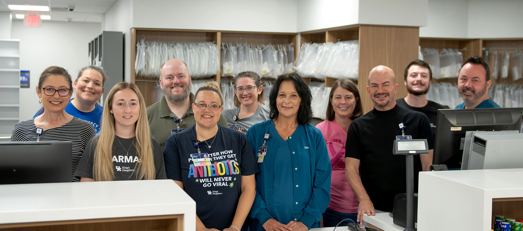 Family-pharmacy-ash-9152.jpg
